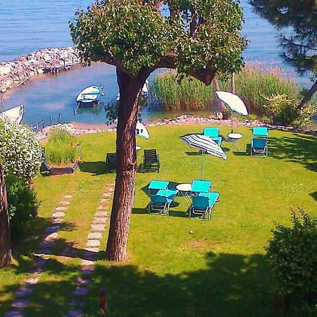 Albergo Il Biancospino Sirmione Exterior photo