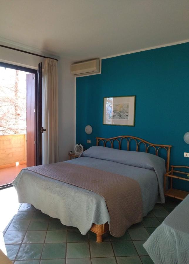 Albergo Il Biancospino Sirmione Exterior photo