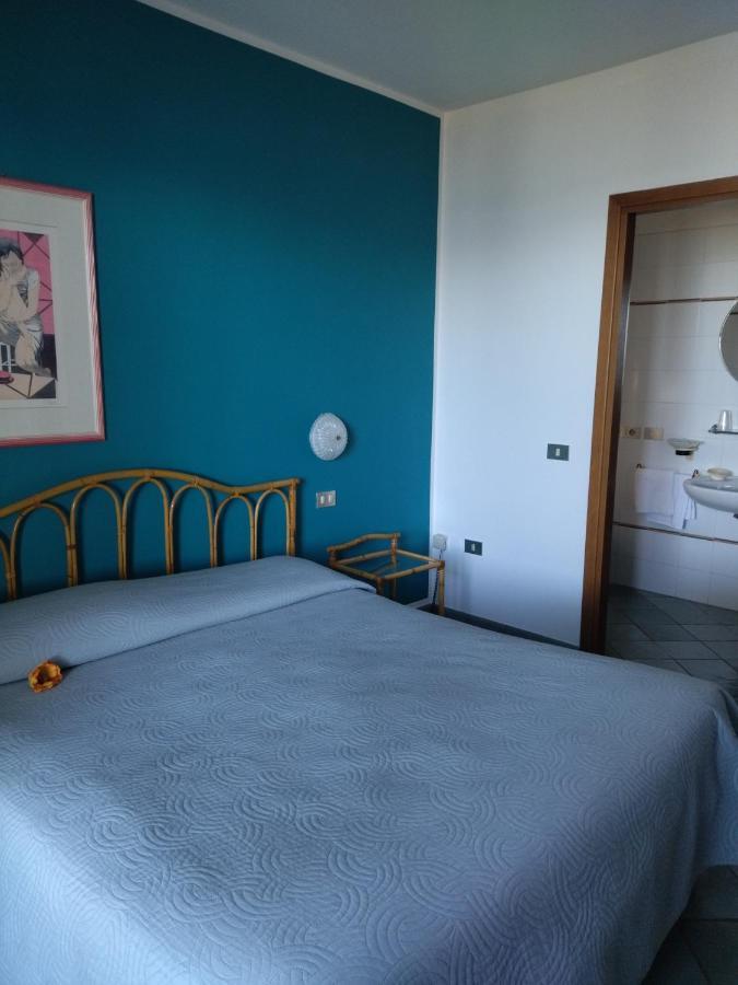 Albergo Il Biancospino Sirmione Exterior photo