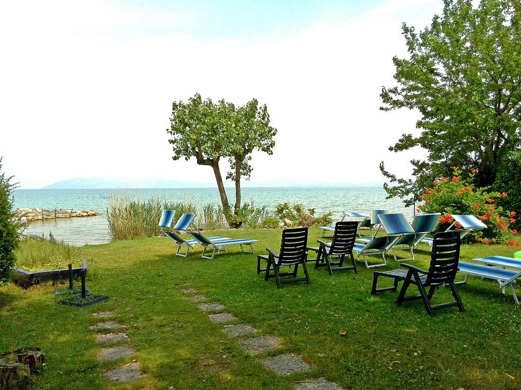 Albergo Il Biancospino Sirmione Exterior photo