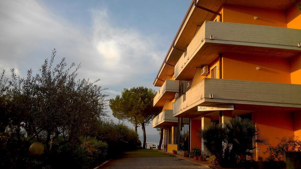 Albergo Il Biancospino Sirmione Exterior photo